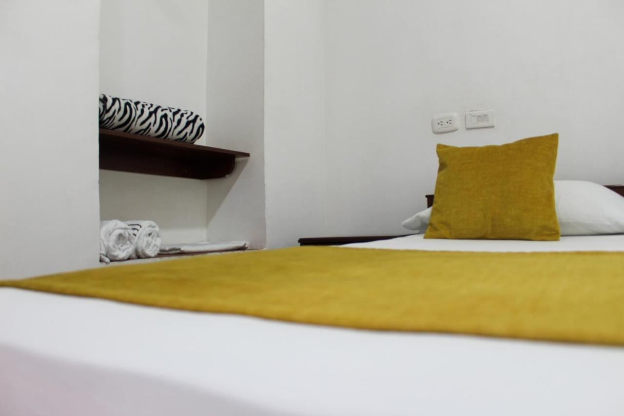 Hotel Colonial San Felipe Giron Bagian luar foto