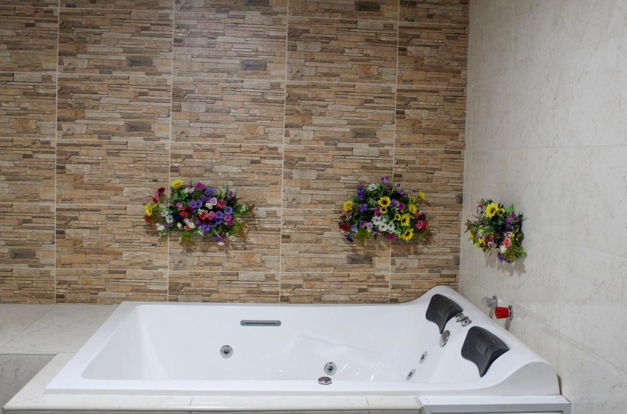 Hotel Colonial San Felipe Giron Bagian luar foto