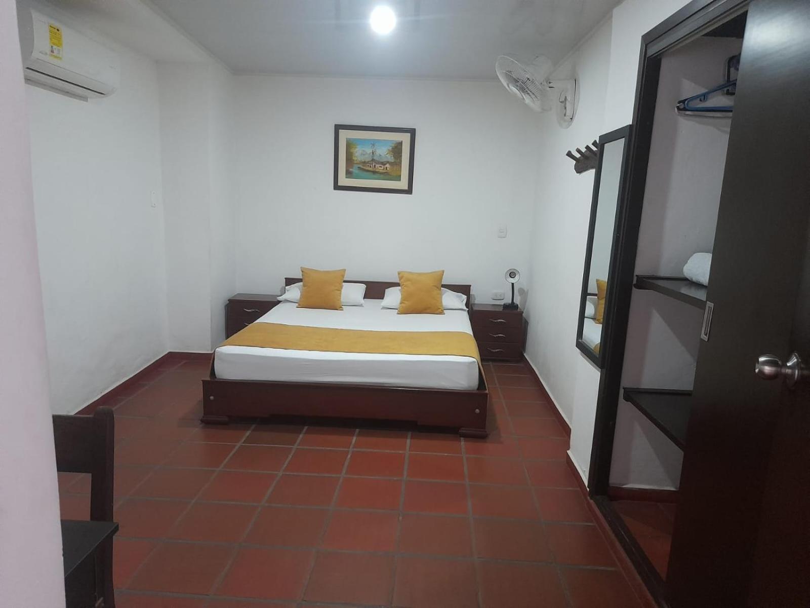 Hotel Colonial San Felipe Giron Bagian luar foto
