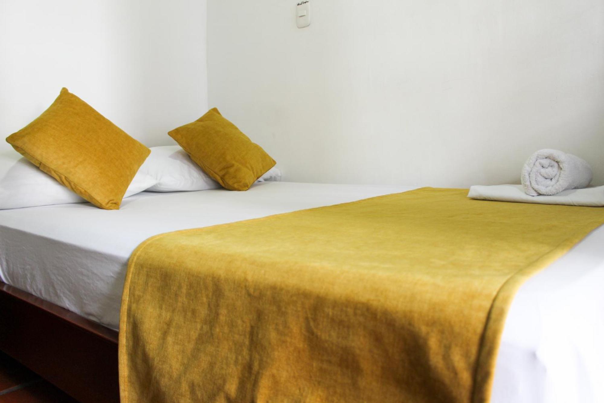 Hotel Colonial San Felipe Giron Bagian luar foto